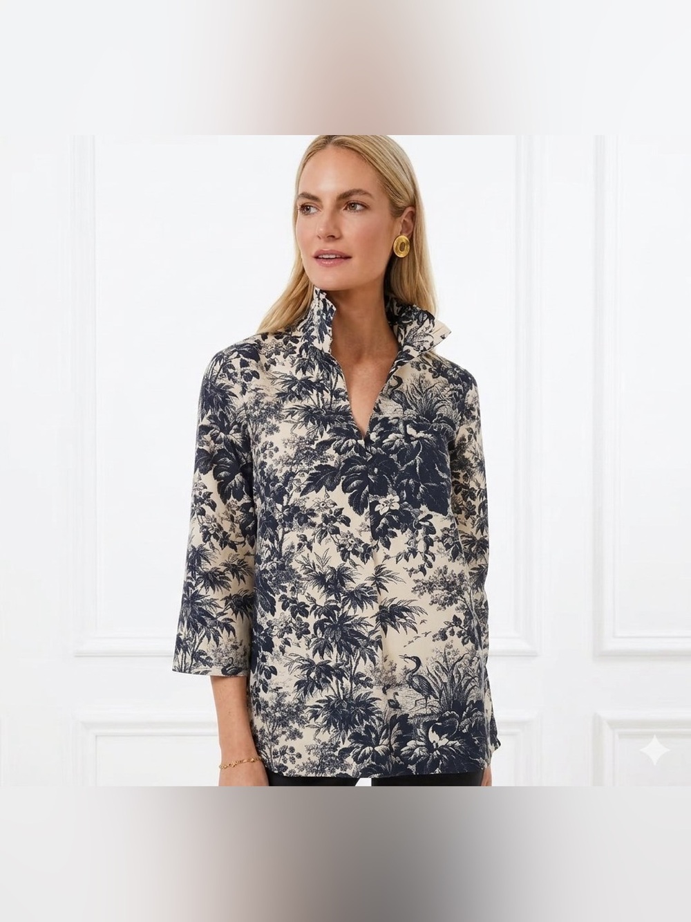 LIKE NEW Tuckernuck Stand Collar Blouse Noir Cypress Toile Medium 3/4 Sleeve